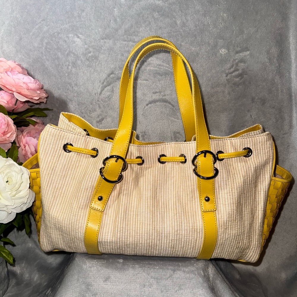Vintage Kenneth Cole NY Yellow & Straw Drawstring Tote Bag - Picture 3 of 9
